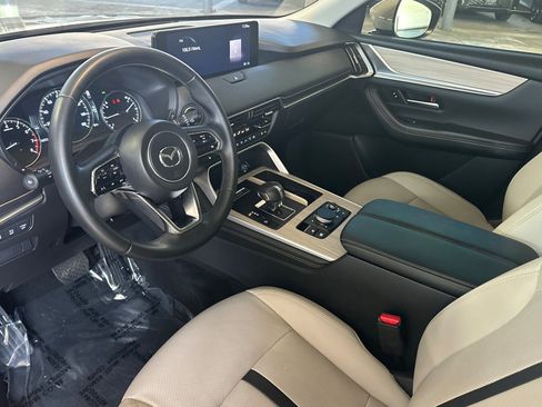 Used 2025 MAZDA CX-90 3.3 Turbo w/ Preferred Package AWD/4WD image 4