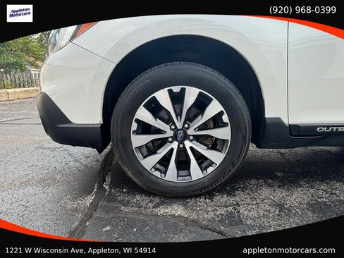 Used 2017 Subaru Outback 2.5i Limited AWD/4WD image 13