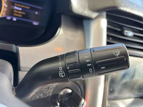 Used 2013 Ford Edge SEL image 14