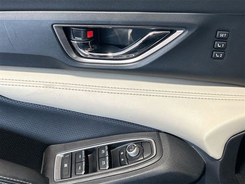 Used 2021 Subaru Ascent Limited w/ Technology Package image 18