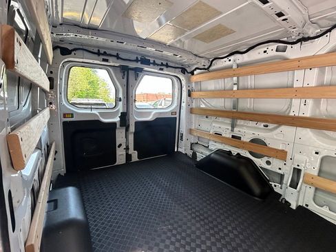 Used 2024 Ford Transit 250 Low Roof w/ Exterior Upgrade Package RWD image 13