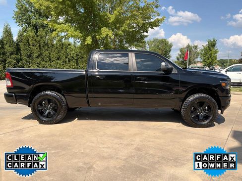 Used 2022 RAM 1500 Big Horn AWD/4WD image 2