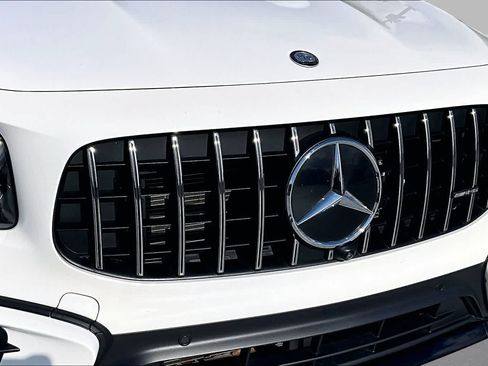Used 2026 Mercedes-Benz GLB 35 AMG 4MATIC image 30