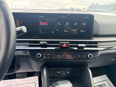 Used 2026 Kia Sportage EX image 17