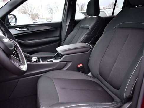 New 2026 Jeep Grand Cherokee L 4WD image 11