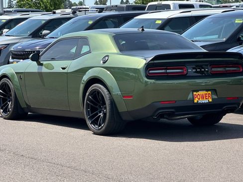 Used 2023 Dodge Challenger SRT Hellcat RWD image 6