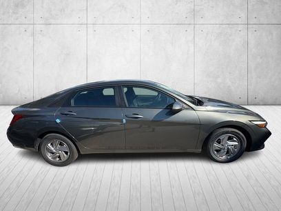 New 2026 Hyundai Elantra SE