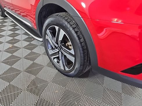 Used 2023 Kia Sorento EX image 12