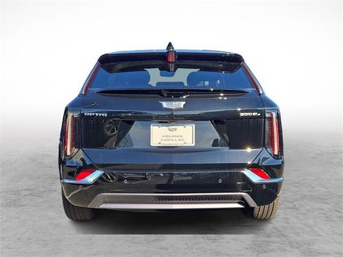 New 2026 Cadillac Optiq Luxury 1 image 5