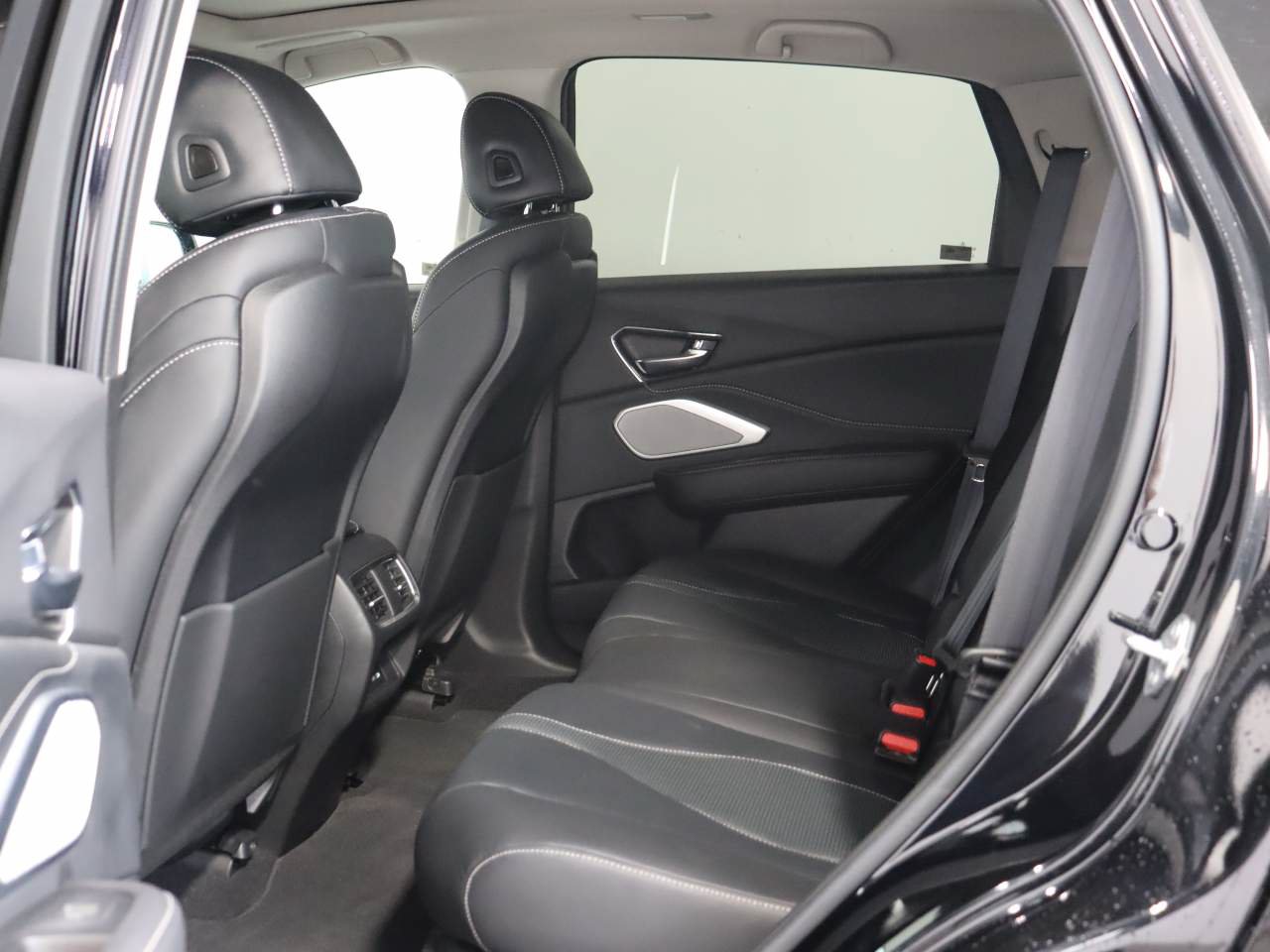 Used 2023 Acura RDX w/ Technology Package FWD image 15