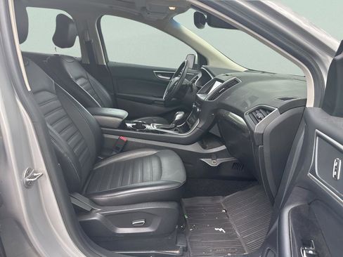 Used 2018 Ford Edge SEL w/ Equipment Group 201A AWD/4WD image 20