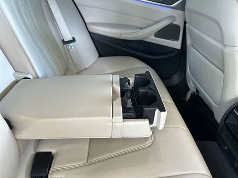 Used 2019 BMW M550i xDrive w/ Dynamic Handling Package AWD/4WD image 34
