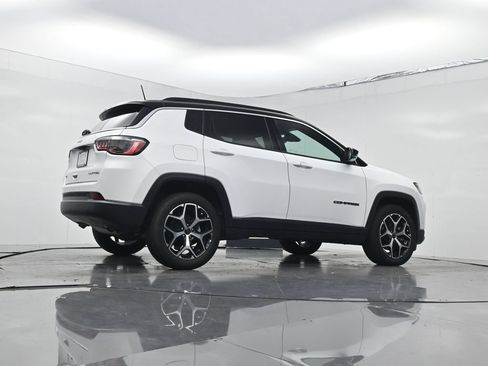 Used 2025 Jeep Compass Limited AWD/4WD image 23