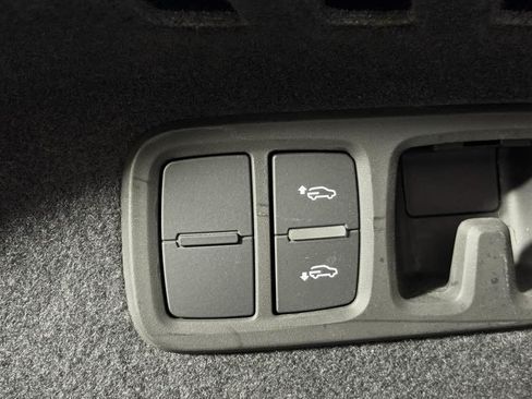 Used 2022 Audi RS Q8 AWD/4WD image 44