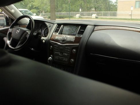 Used 2020 Nissan Armada SL w/ Premium Package RWD image 17
