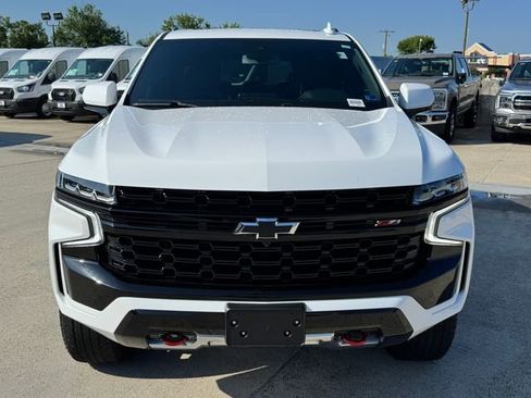 Used 2024 Chevrolet Tahoe Z71 w/ Luxury Package AWD/4WD image 2