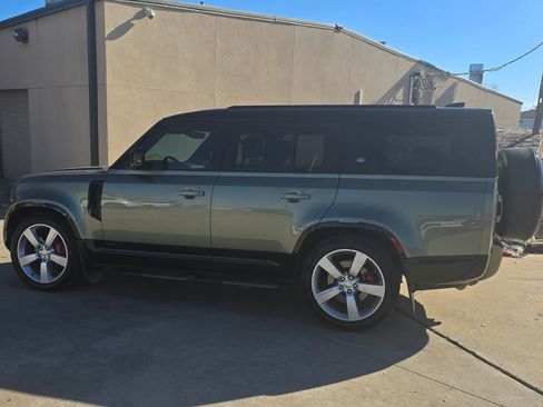 Certified 2023 Land Rover Defender 130 X image 2