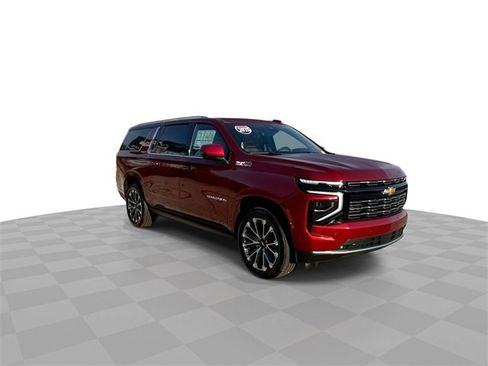 New 2025 Chevrolet Suburban High Country image 2