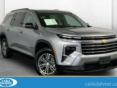Used 2024 Chevrolet Traverse LT