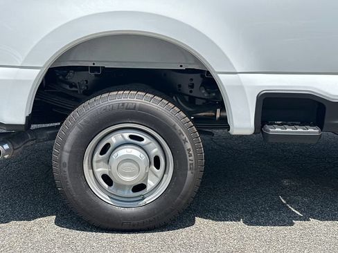 New 2026 Ford F350 XL AWD/4WD image 17