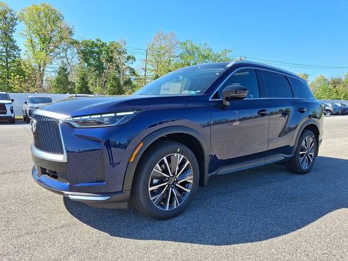 New 2027 INFINITI QX60 Luxe AWD/4WD image 2