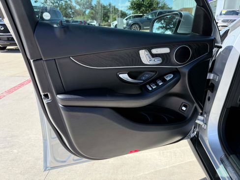 Used 2018 Mercedes-Benz GLC 300 image 11