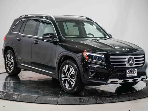 Used 2026 Mercedes-Benz GLB 250 image 5