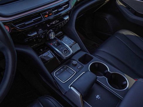 Used 2022 Acura MDX FWD w/ Technology Package image 18