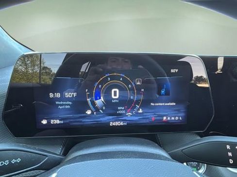 Used 2025 Chevrolet Equinox LT w/ Convenience Package II image 16