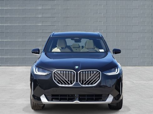New 2026 BMW X3 xDrive30 w/ Premium Package image 2