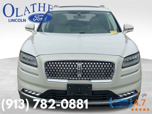 Certified 2023 Lincoln Nautilus Reserve image 8