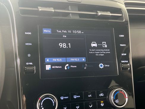 Used 2023 Hyundai Tucson SE image 14