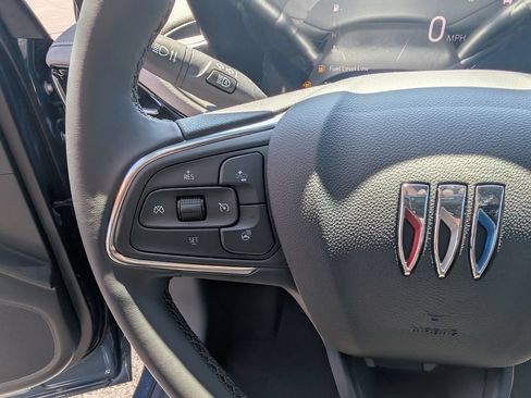 New 2026 Buick Envista Avenir FWD image 16