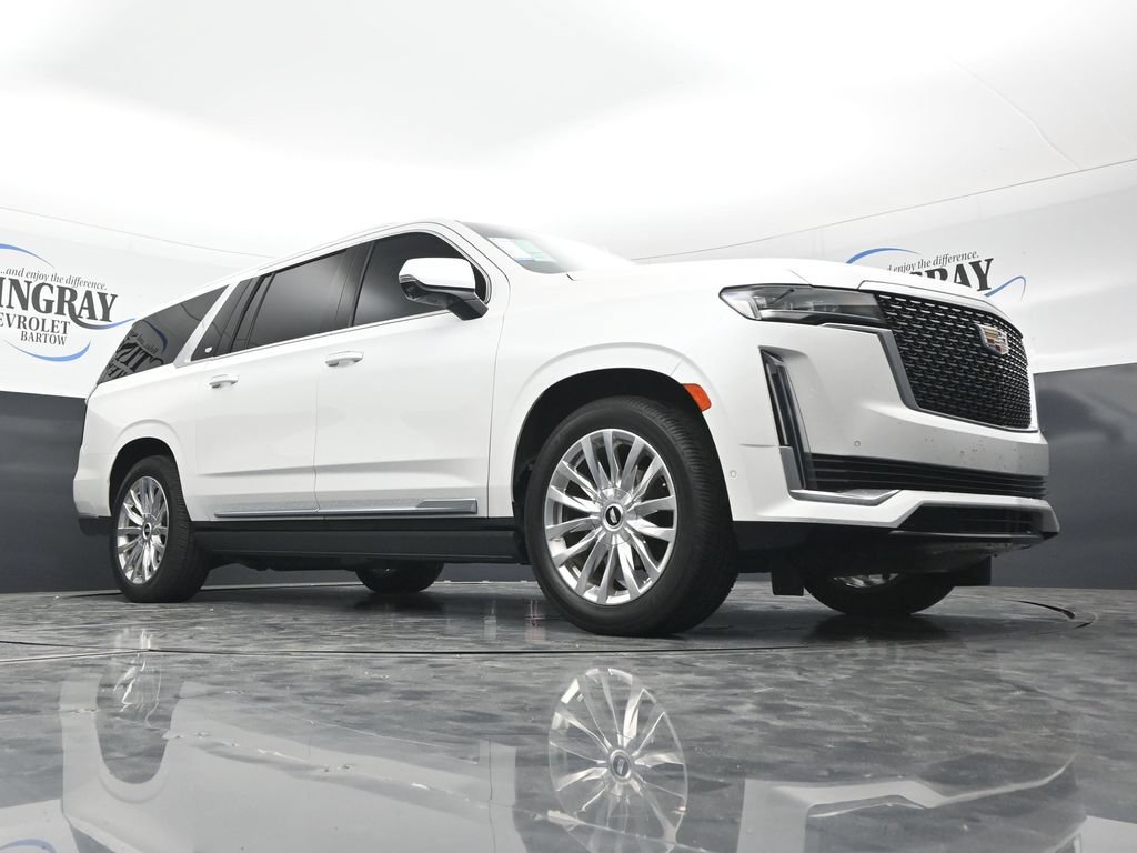 Used 2022 Cadillac Escalade ESV Premium Luxury w/ Performance Package AWD/4WD image 31