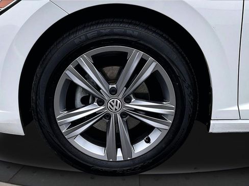 Used 2021 Volkswagen Jetta R-Line image 33