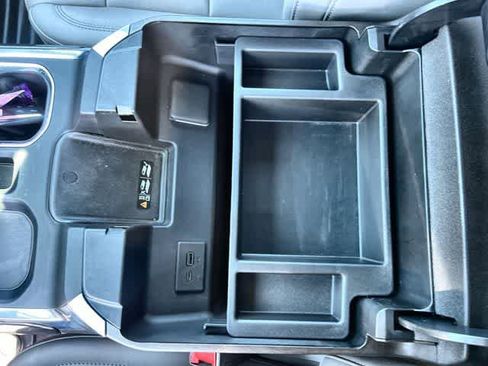 Used 2023 Chevrolet Silverado 1500 LTZ image 27