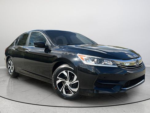 Used 2017 Honda Accord LX image 1