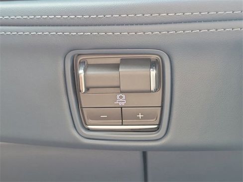 New 2025 Cadillac Escalade IQ Luxury 2 image 17