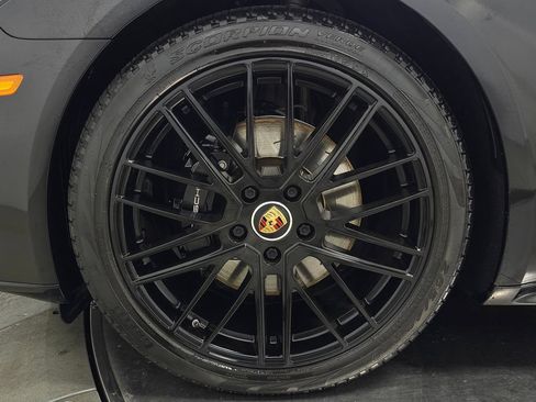 Used 2022 Porsche Panamera 4S AWD/4WD image 13