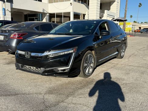 Used 2018 Honda Clarity Touring image 3