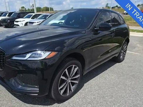 Used 2025 Jaguar F-PACE R-Dynamic S AWD/4WD image 4