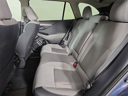 Used 2025 Subaru Outback Premium image 14