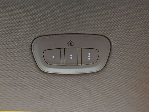 Used 2020 RAM 1500 Laramie image 36