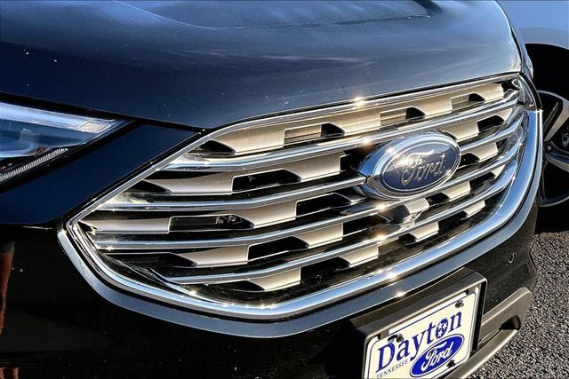 Used 2021 Ford Edge Titanium w/ Equipment Group 301A FWD image 29