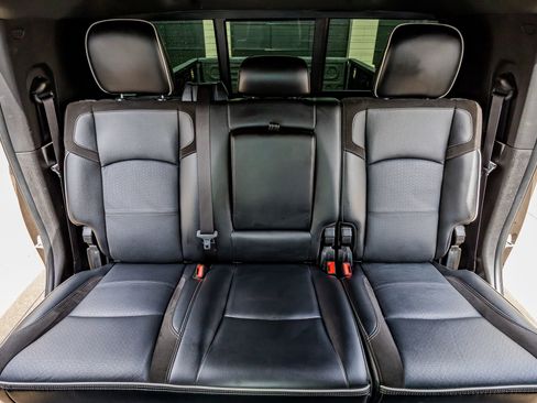 Used 2025 RAM 3500 Laramie image 36