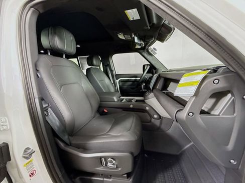 New 2026 Land Rover Defender 130 V8 image 31