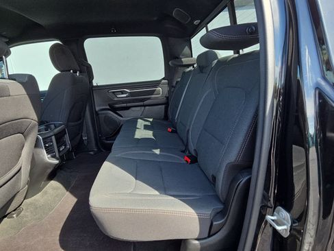 Used 2023 RAM 1500 Big Horn AWD/4WD image 9
