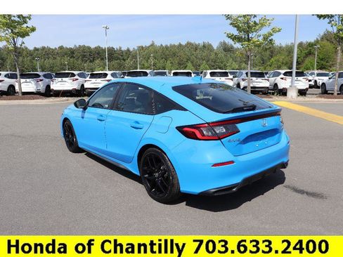 Used 2023 Honda Civic Sport image 5
