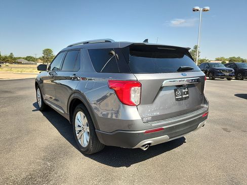 Used 2023 Ford Explorer Limited w/ Limited Technology Package RWD image 5