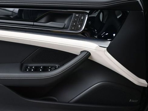 New 2026 Porsche Panamera 4 image 12